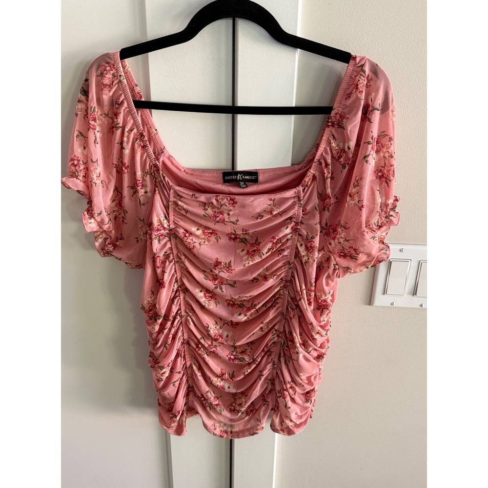 Almost Famous Womens Pink Floral Ruched Mesh Square Neck Puff Sleeve Top 2X